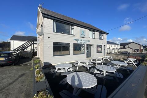 undefined, A5108, Moelfre, Anglesey, LL72