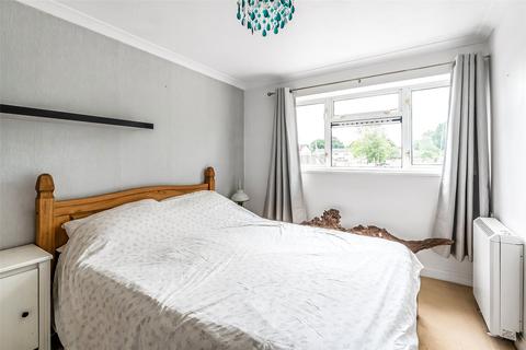 1 bedroom flat for sale, Edenside Road, Great Bookham, Leatherhead, Surrey, KT23