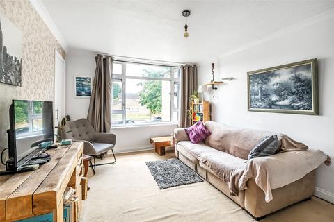 1 bedroom flat for sale, Edenside Road, Great Bookham, Leatherhead, Surrey, KT23