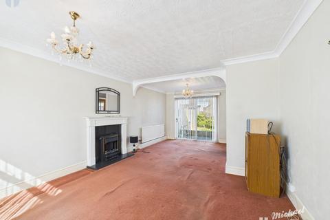 86 Fowler Road, Aylesbury, HP19 7QG