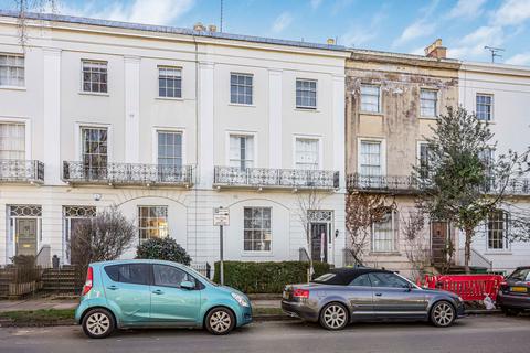 Flat 1, 4 Clarence Square, Cheltenham, GL50 4JN