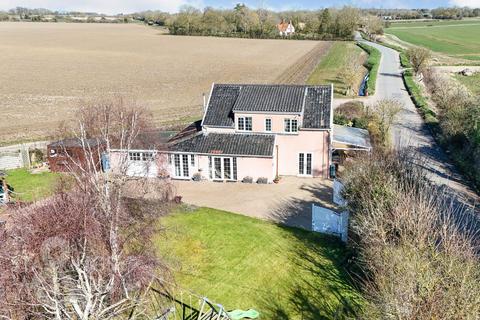 4 bedroom detached house for sale, The Street, Fersfield, Diss