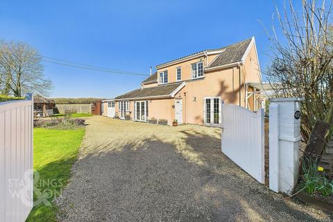 4 bedroom detached house for sale, The Street, Fersfield, Diss