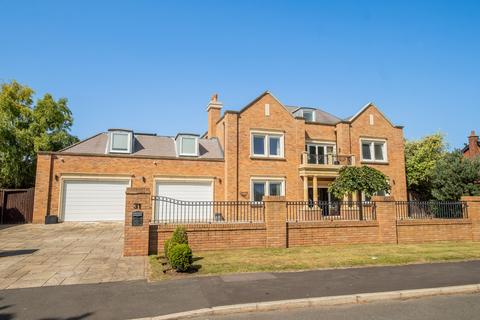 Regent Avenue, Lytham, FY8