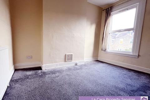 22 Ardmere Road, London, SE13 6EL