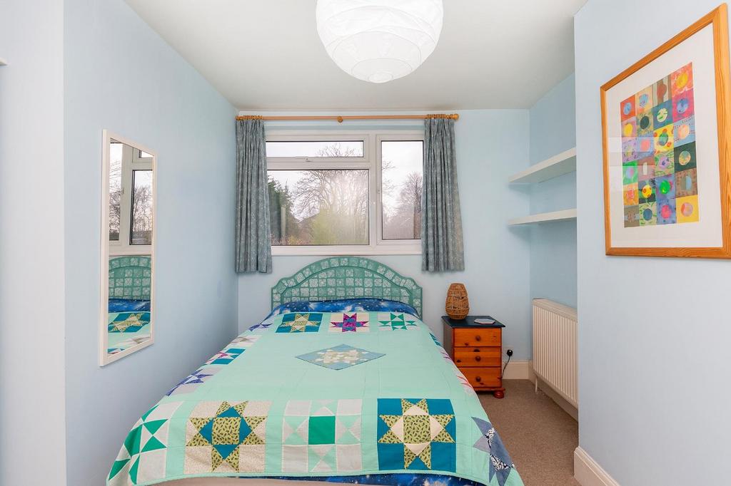 3 E9 RFS - Bedroom H.jpg