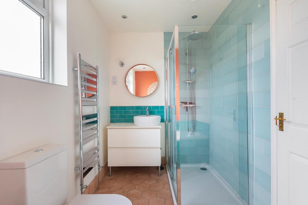 3 E9 RFS - Bathroom A.jpg