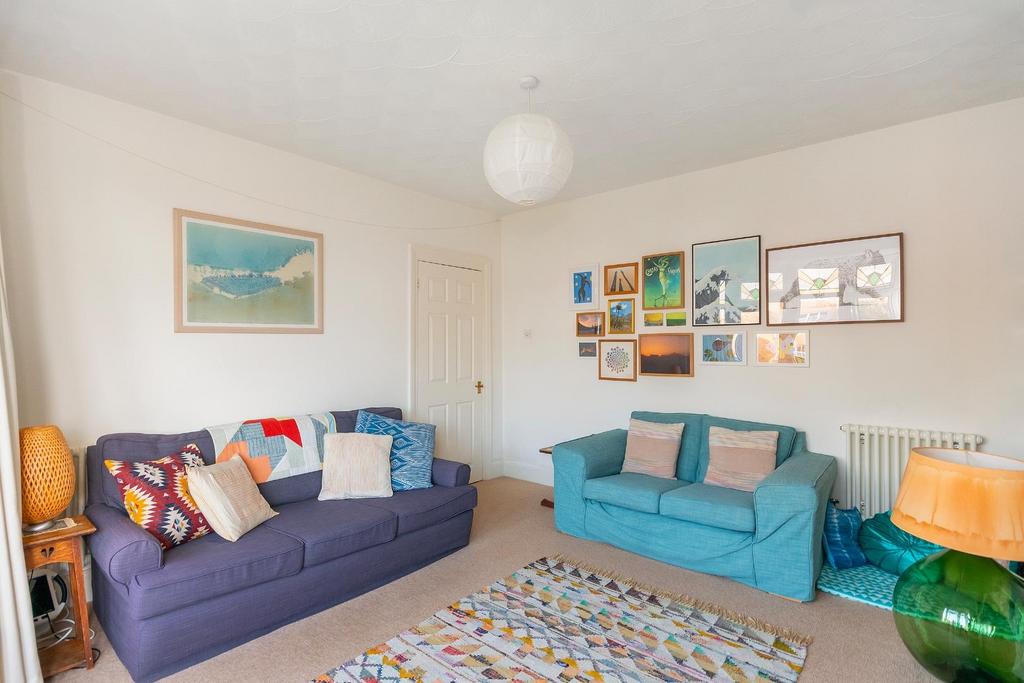 3 E9 RFS - Living Room A.jpg