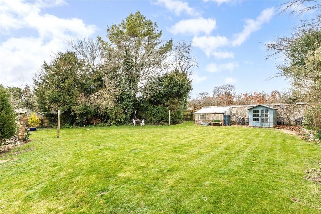 Large Lawn