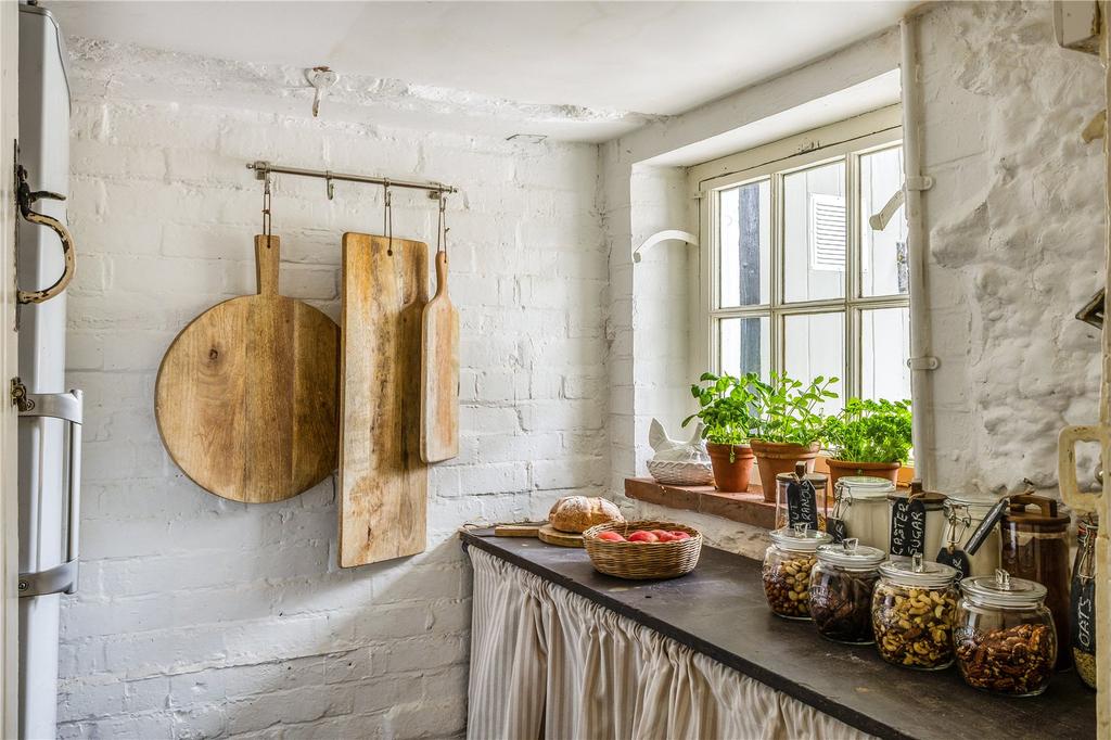 Pretty Pantry
