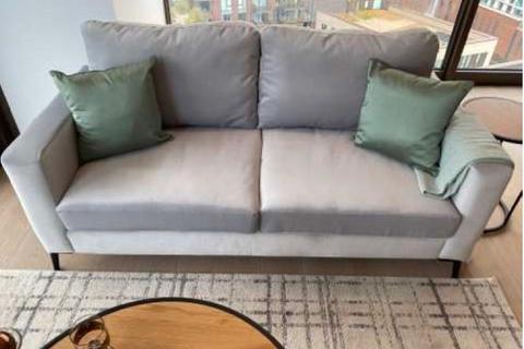 2 bedroom flat to rent, Embassy Gardens  10
