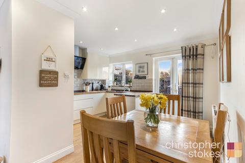 66 Bushbarns, Cheshunt, Waltham Cross, EN7 6ED