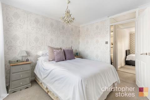 66 Bushbarns, Cheshunt, Waltham Cross, EN7 6ED