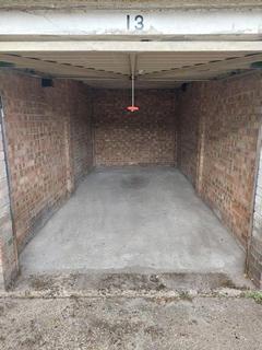 Garage to rent, Hendon NW4