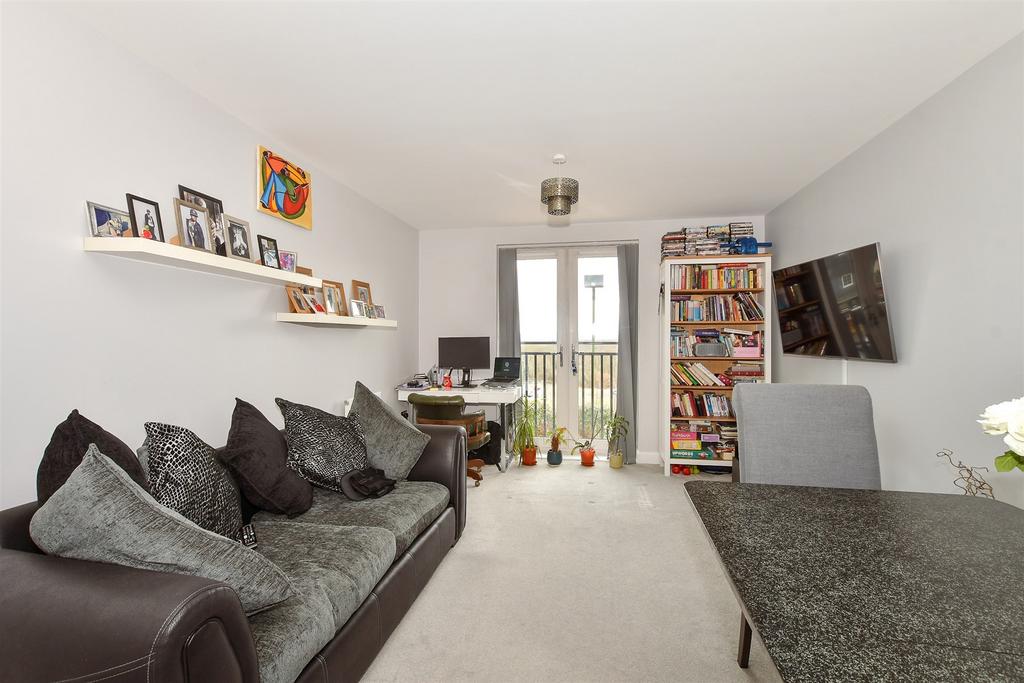 Lounge/Kitchen/ Dining Area