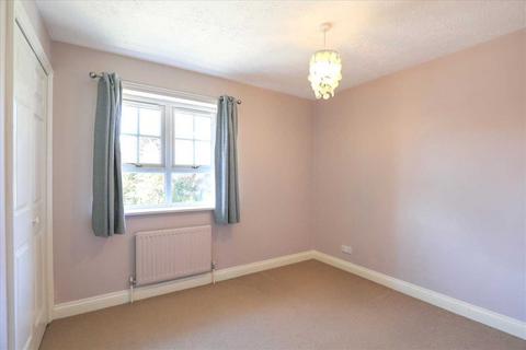 38 Blenheim Way, Kettering, NN15 6XH