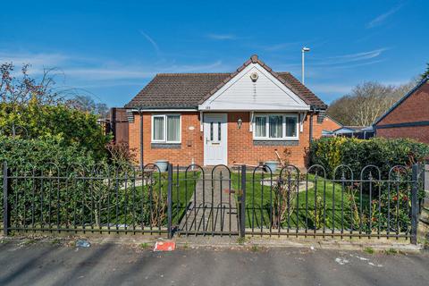 2 bedroom detached bungalow for sale, Powis Avenue, Tipton, DY4