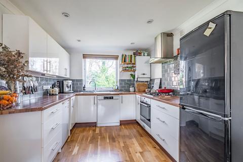 14 Blacksmiths Way, Norwich, NR6 7DT