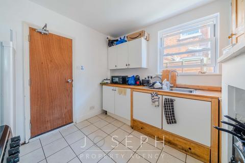 1 bedroom in a house share to rent, 248 Woodbridge Road, Ipswich, IP4
