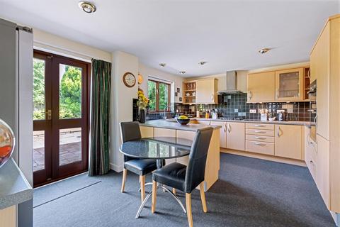 22 Kingsholme, Colyford, Colyton, EX24 6RJ
