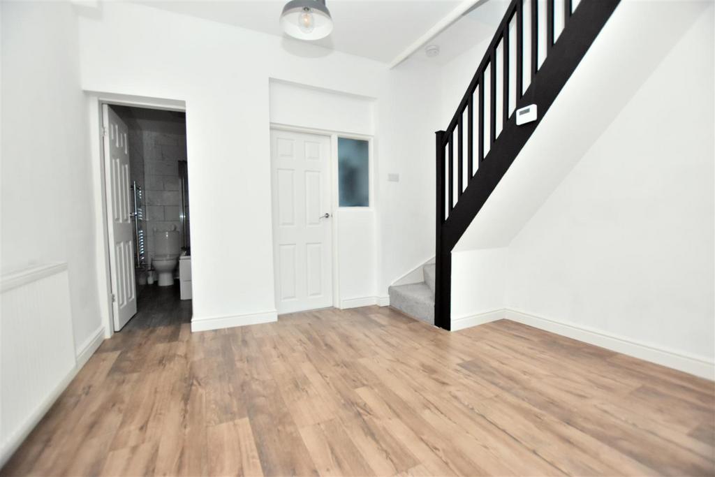Dining Area.JPG