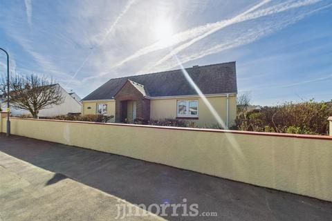3 bedroom detached bungalow for sale, Min-yr-Ochr, Maesgwynne Road, Fishguard