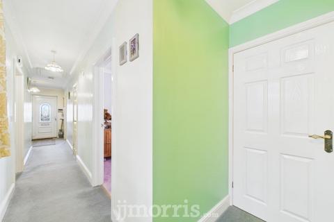 3 bedroom detached bungalow for sale, Min-yr-Ochr, Maesgwynne Road, Fishguard