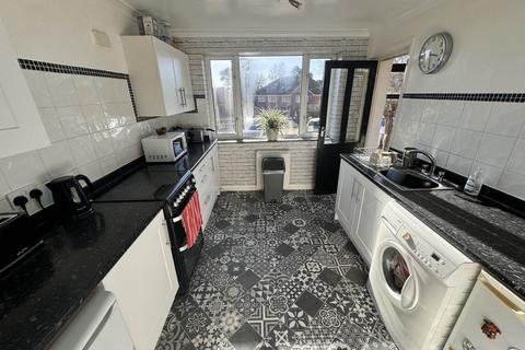 2 bedroom flat for sale, Isca Road, Exmouth EX8