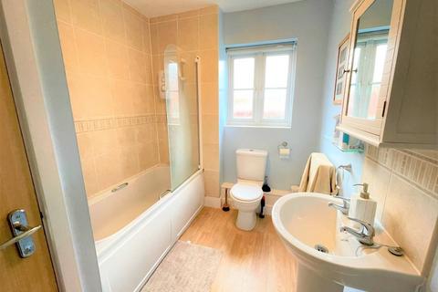 2 bedroom flat for sale, River Plate Road, Exeter EX2