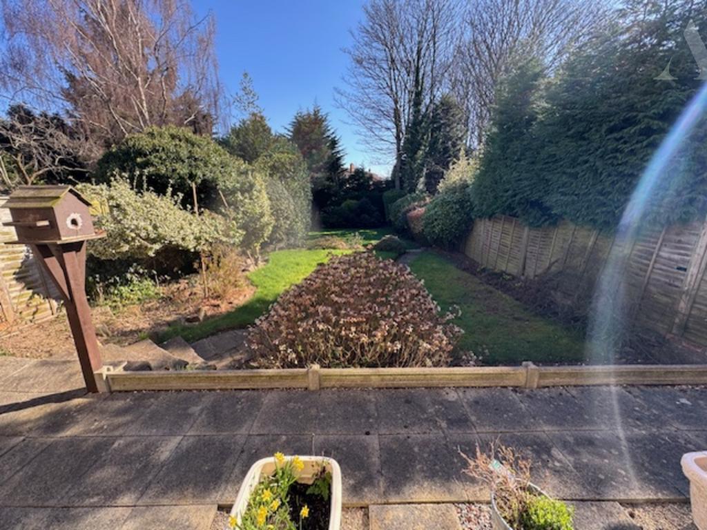 71 Twycross garden 3