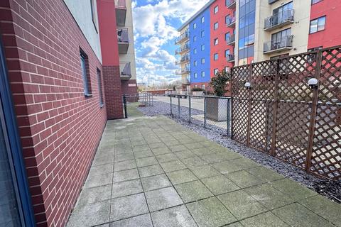 2 bedroom ground floor flat to rent, Spring Place, Barking IG11