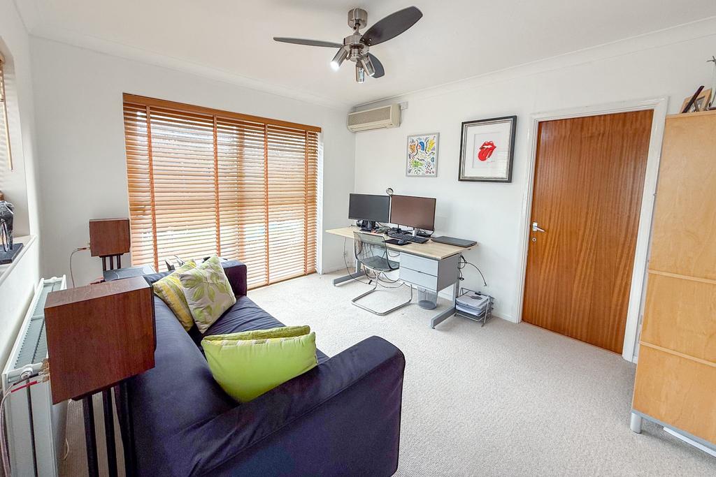 Annexe Lounge