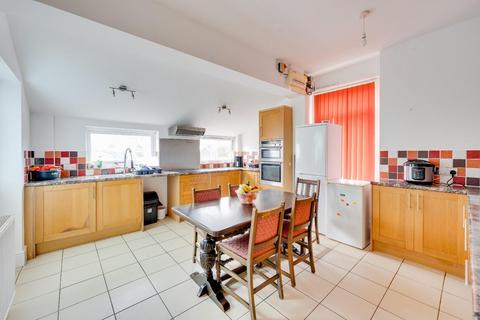 undefined, Detached bungalow situated in a popular area on Worle Hillside