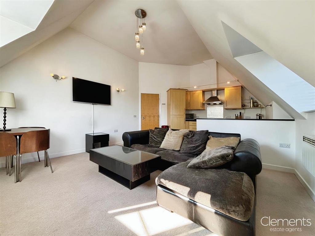 0ab54d4d-Living 20 Room 201.jpg
