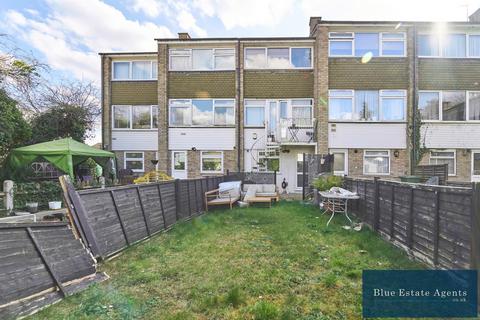 23 Sonia Gardens, Hounslow, TW5 0LZ