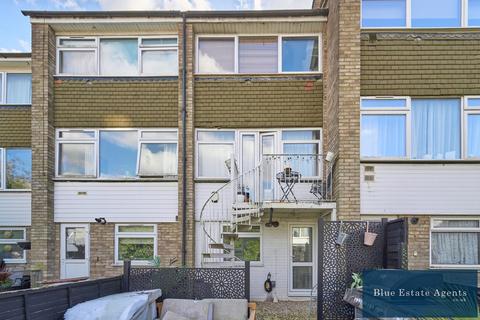 23 Sonia Gardens, Hounslow, TW5 0LZ