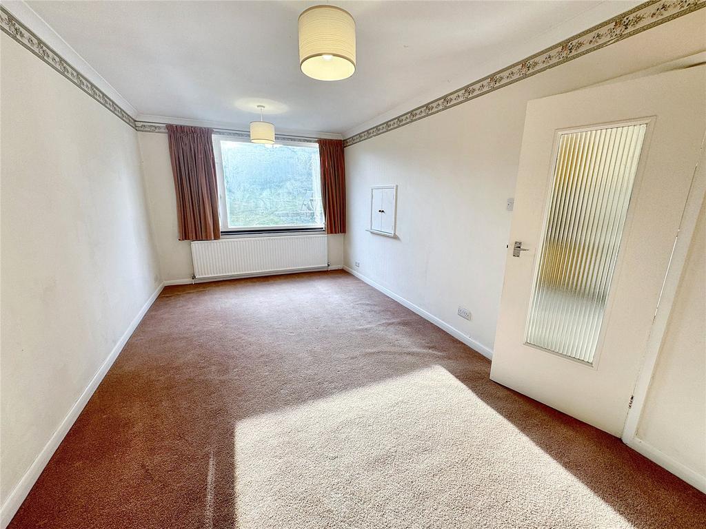 Sitting/Dining Room