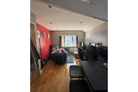 1 bedroom flat to rent, Duke Street, Cardiff City Centre, Cardiff
