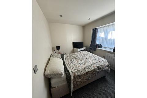 1 bedroom flat to rent, Duke Street, Cardiff City Centre, Cardiff