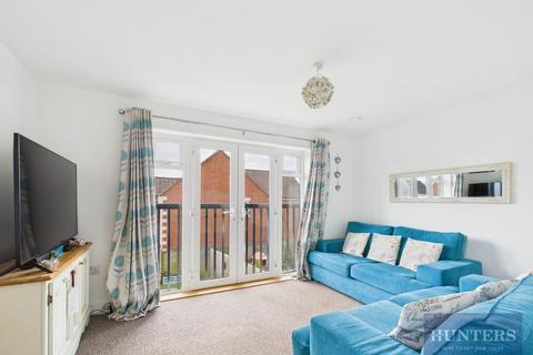 3 bedroom townhouse to rent, Hunts Grove Drive, Hardwicke, Gloucester