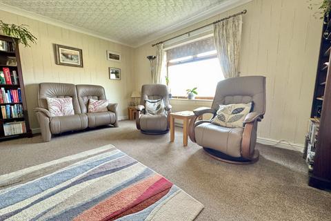 3 bedroom detached bungalow for sale, Gorwelion, Valley, LL65
