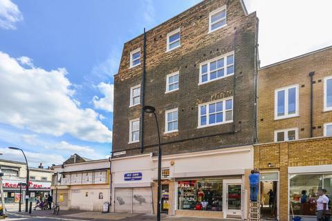2 bedroom flat to rent, Rye Lane, Peckham, London, SE15