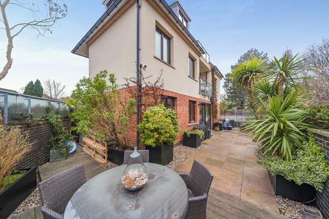 2 bedroom apartment for sale, Hampstead Garden Suburb / East Finchley borders N2