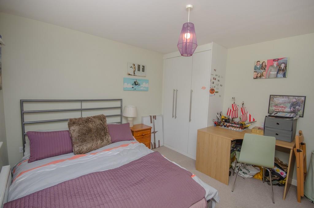 Bedroom three pic 2.jpg
