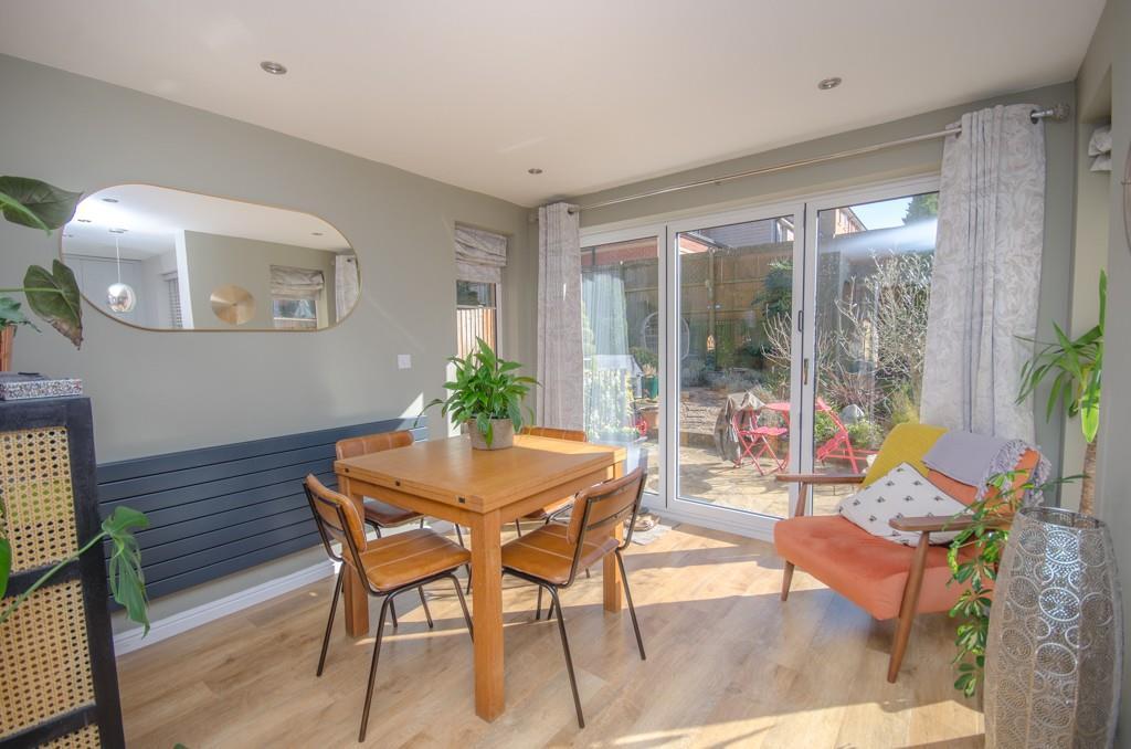 Dining area.jpg