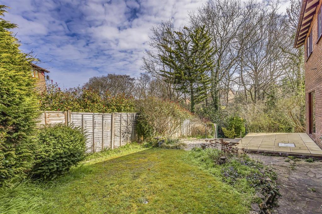 5 Deeping Gate, Waterlooville-Portico Marketing-Sol