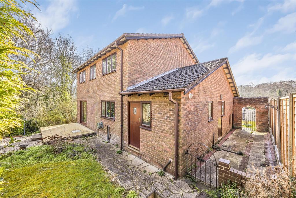 5 Deeping Gate, Waterlooville-Portico Marketing-Sol