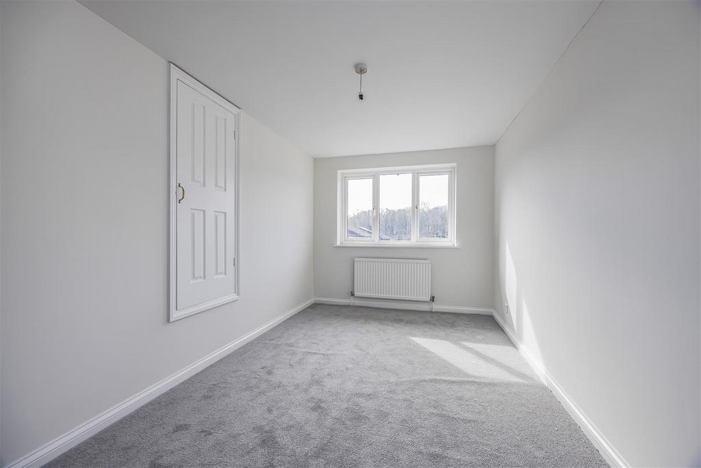 5 Deeping Gate, Waterlooville-Portico Marketing-Sol