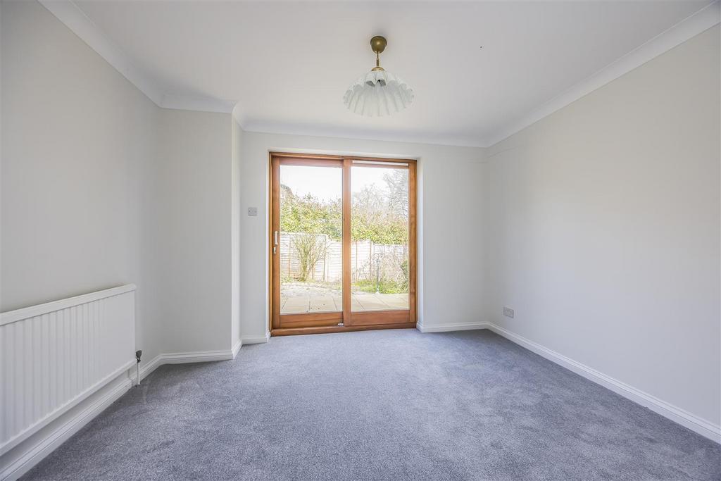 5 Deeping Gate, Waterlooville-Portico Marketing-Sol