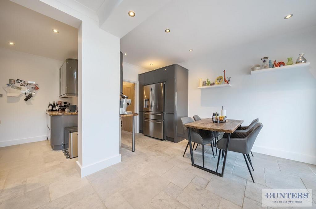 Kitchen/Breakfast Room View 2